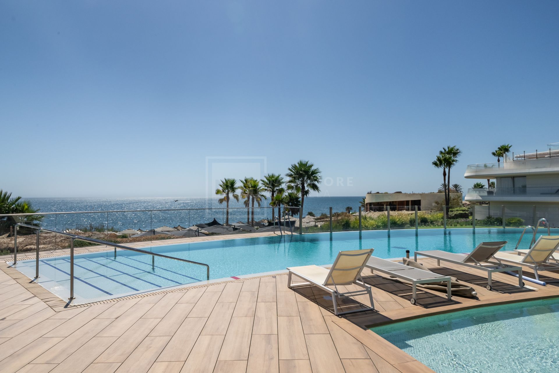 2-BEDROOM FRONT LINE BEACH APARTMENT LOCATED IN THE EDGE IN ESTEPONA