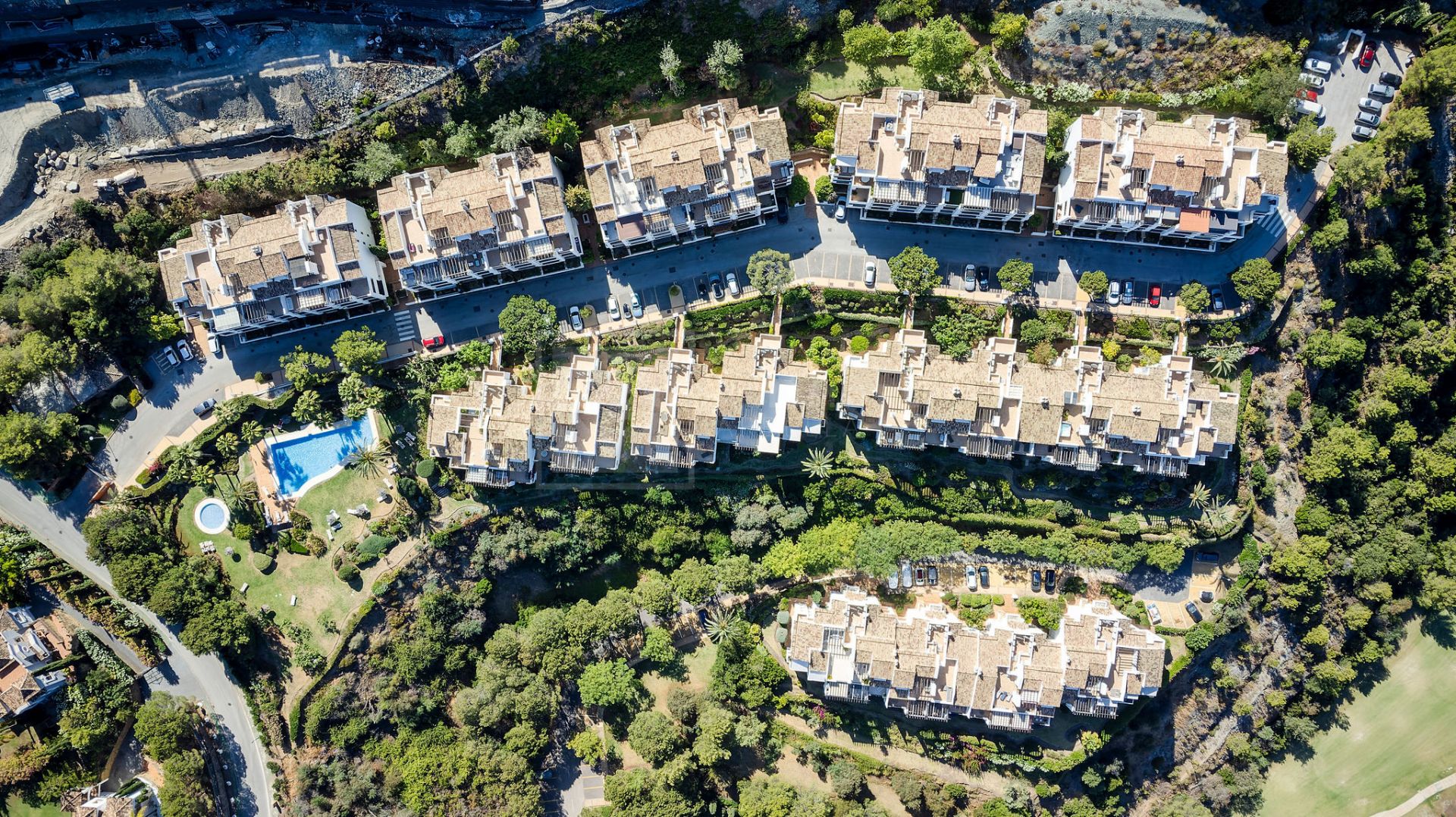 ELEGANT PENTHOUSE WITH STUNNING VIEWS IN LA QUINTA