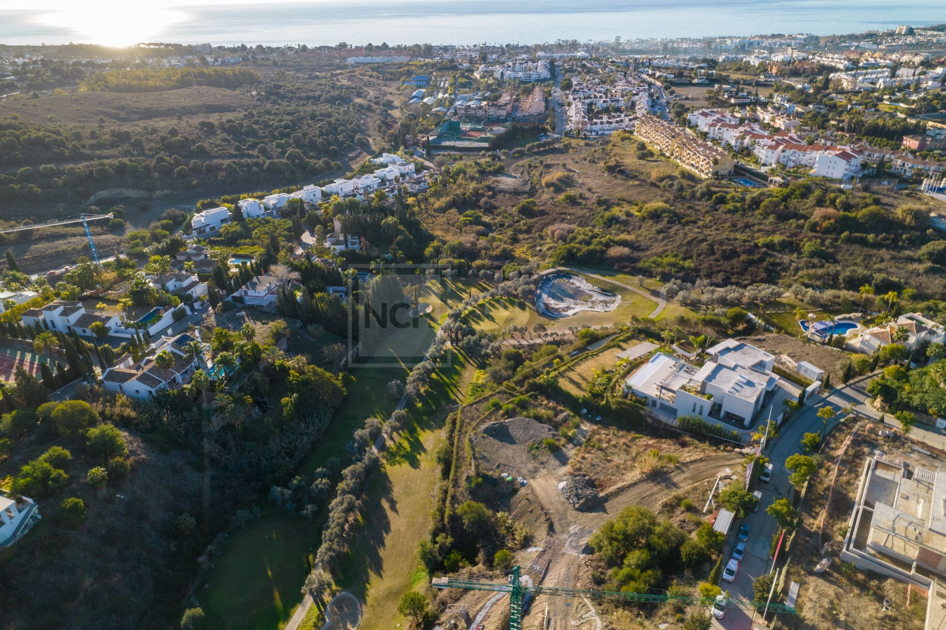 EXCEPTIONAL FRONTLINE GOLF PLOT: 2,723 m² IN STUNNING LOS FLAMINGOS URBANIZATION