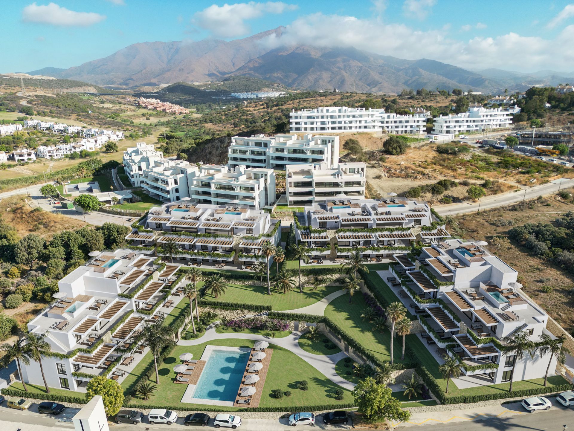 NUEVO RESORT BOUTIQUE CON JARDINES, VISTAS AL MAR Y PISCINAS PRIVADAS EN ESTEPON