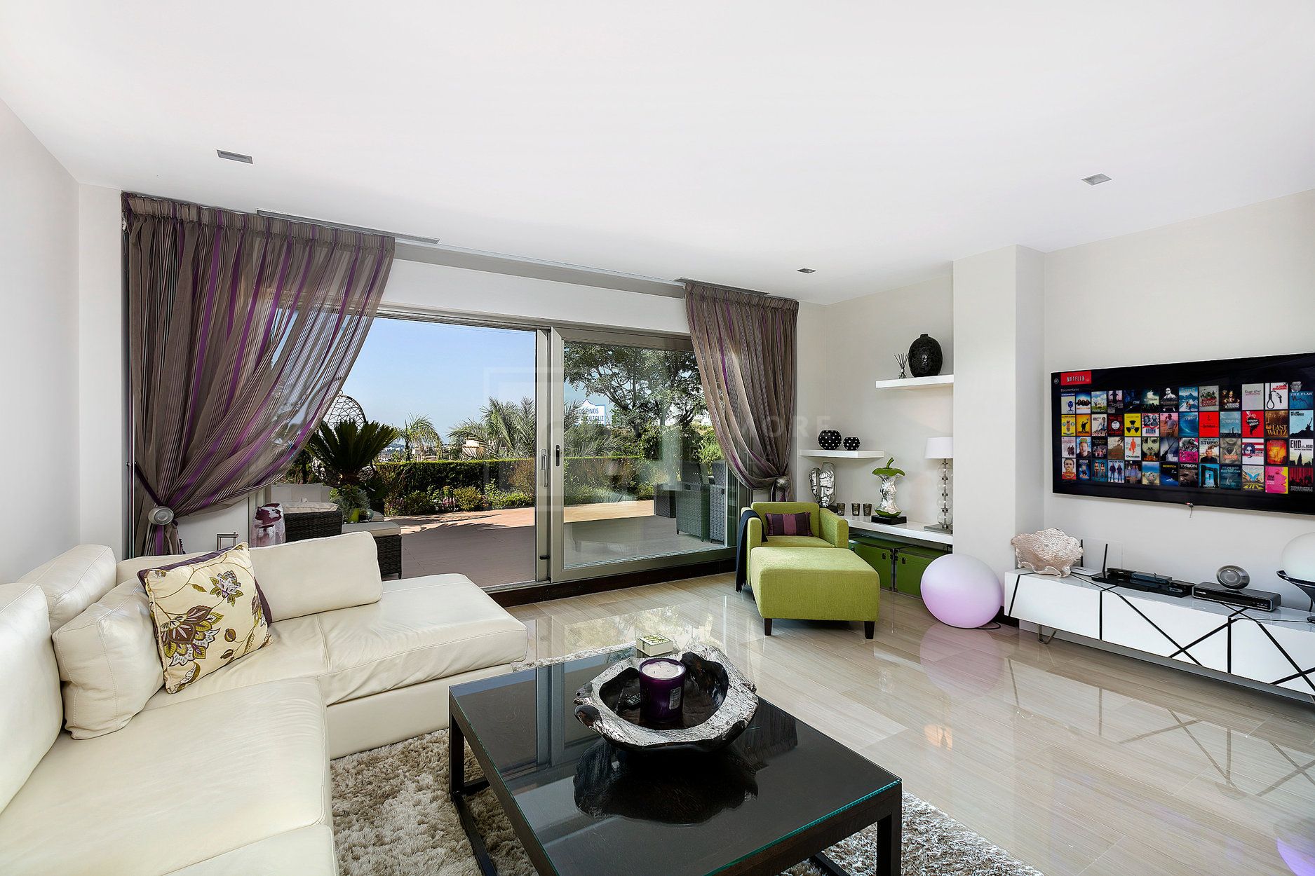 MODERN GROUND FLOOR APARTMENT