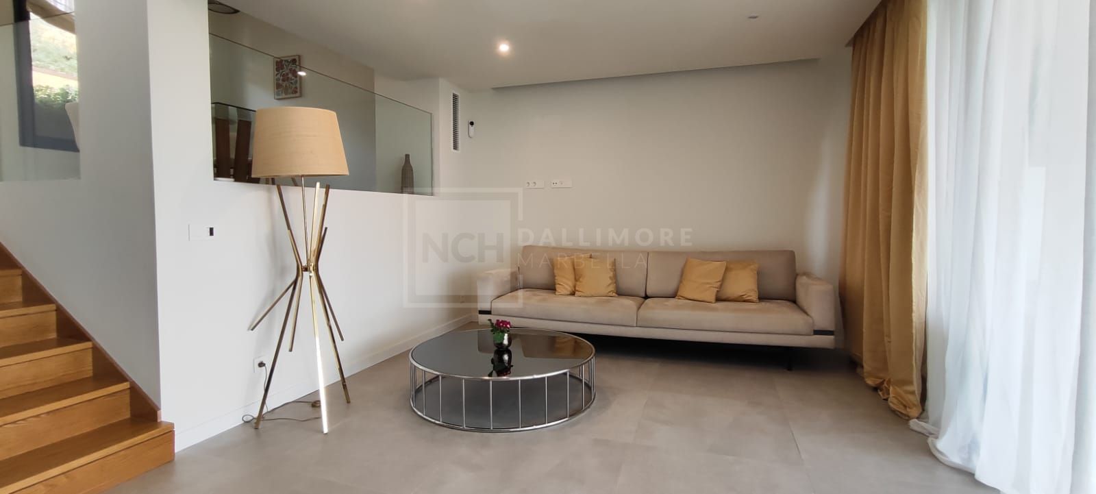 SIN MUEBLES