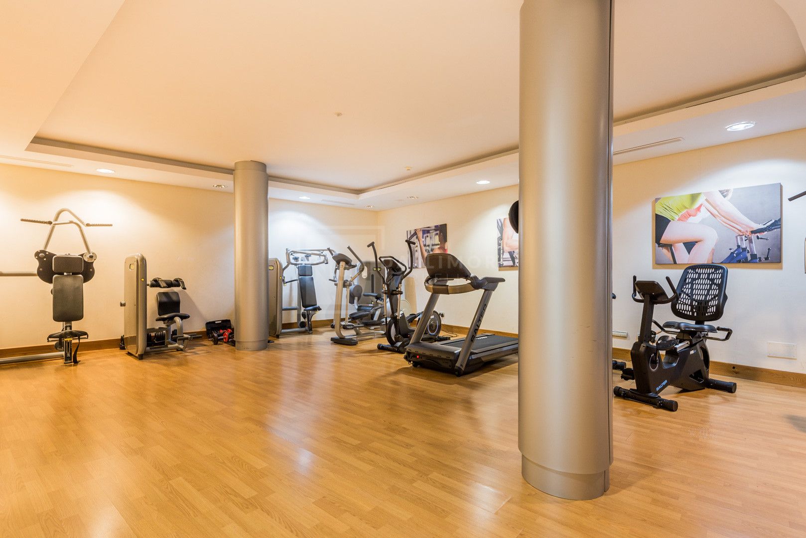 Bonito apartamento en planta baja de dos dormitorios situado en Altos de los Monteros