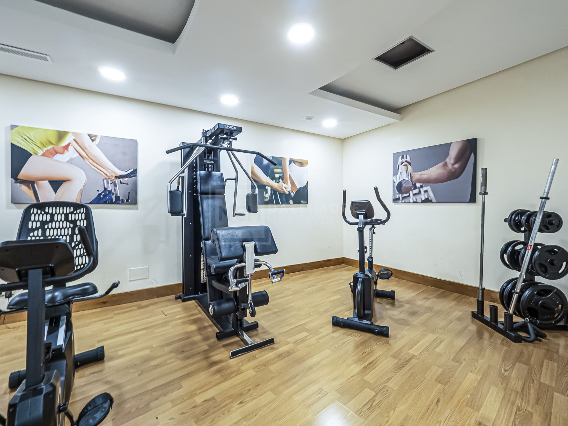 Bonito apartamento en planta baja de dos dormitorios situado en Altos de los Monteros