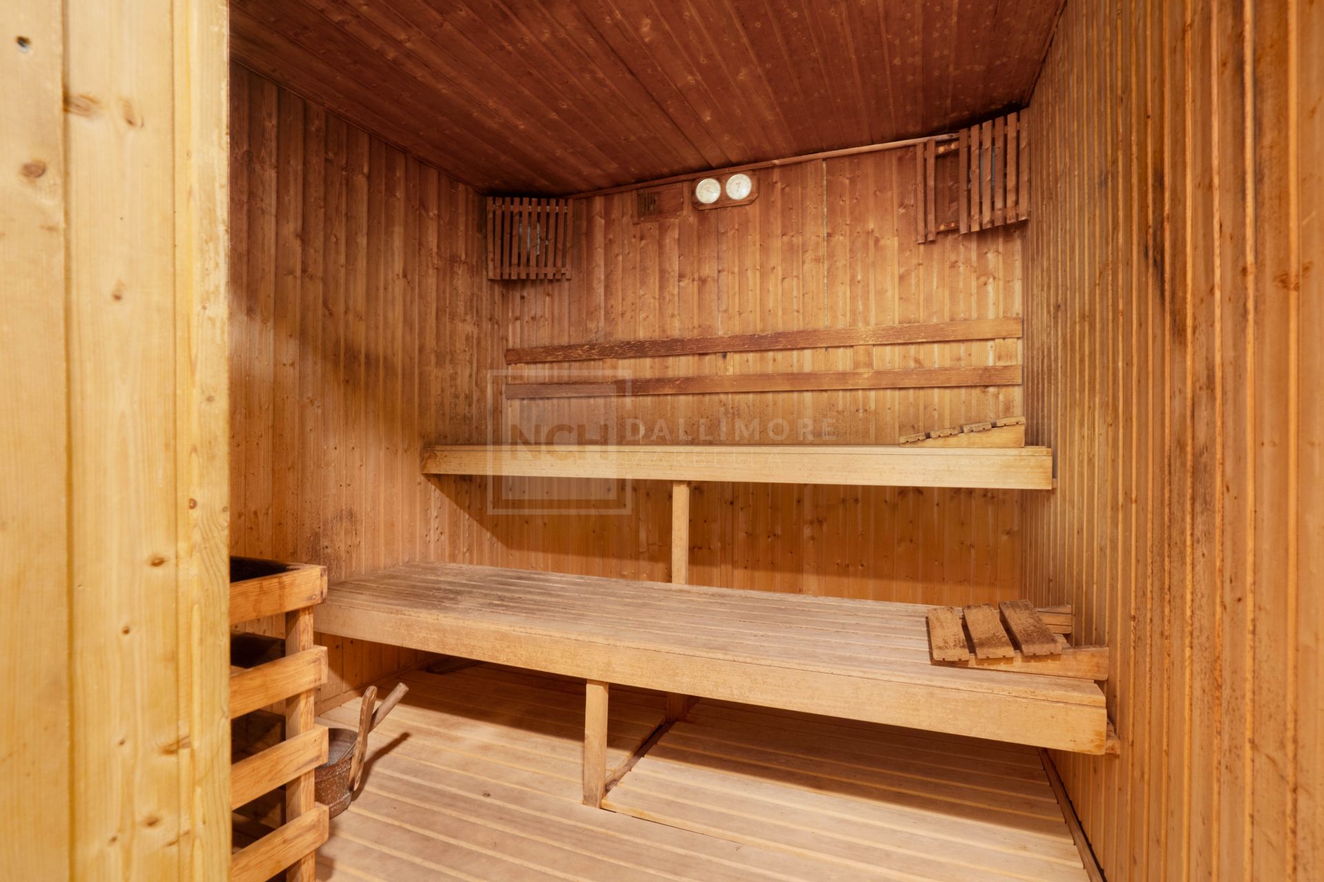 Bonito apartamento en planta baja de dos dormitorios situado en Altos de los Monteros