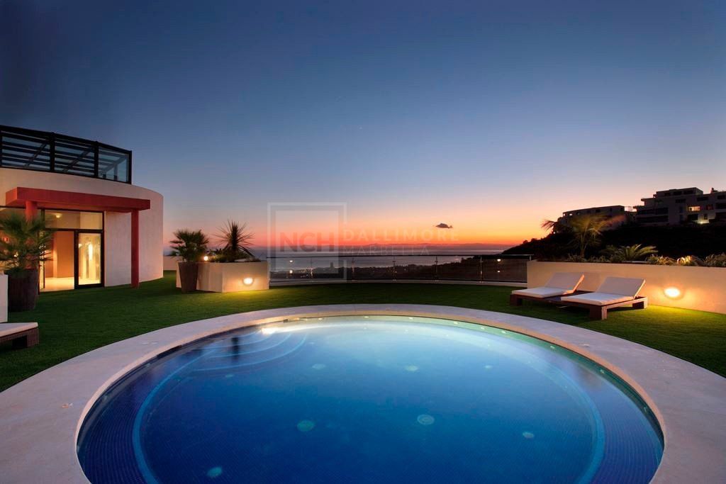 Bonito apartamento en planta baja de dos dormitorios situado en Altos de los Monteros