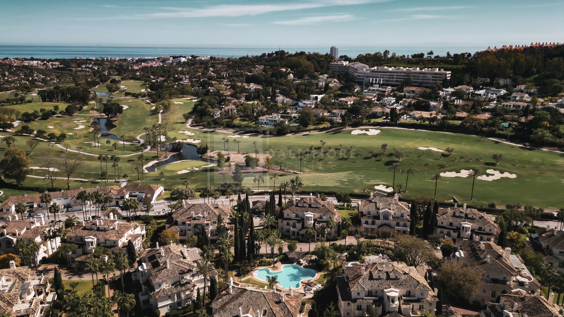 DUPLEX PENTHOUSE LOCATED IN LAS ALAMANDAS