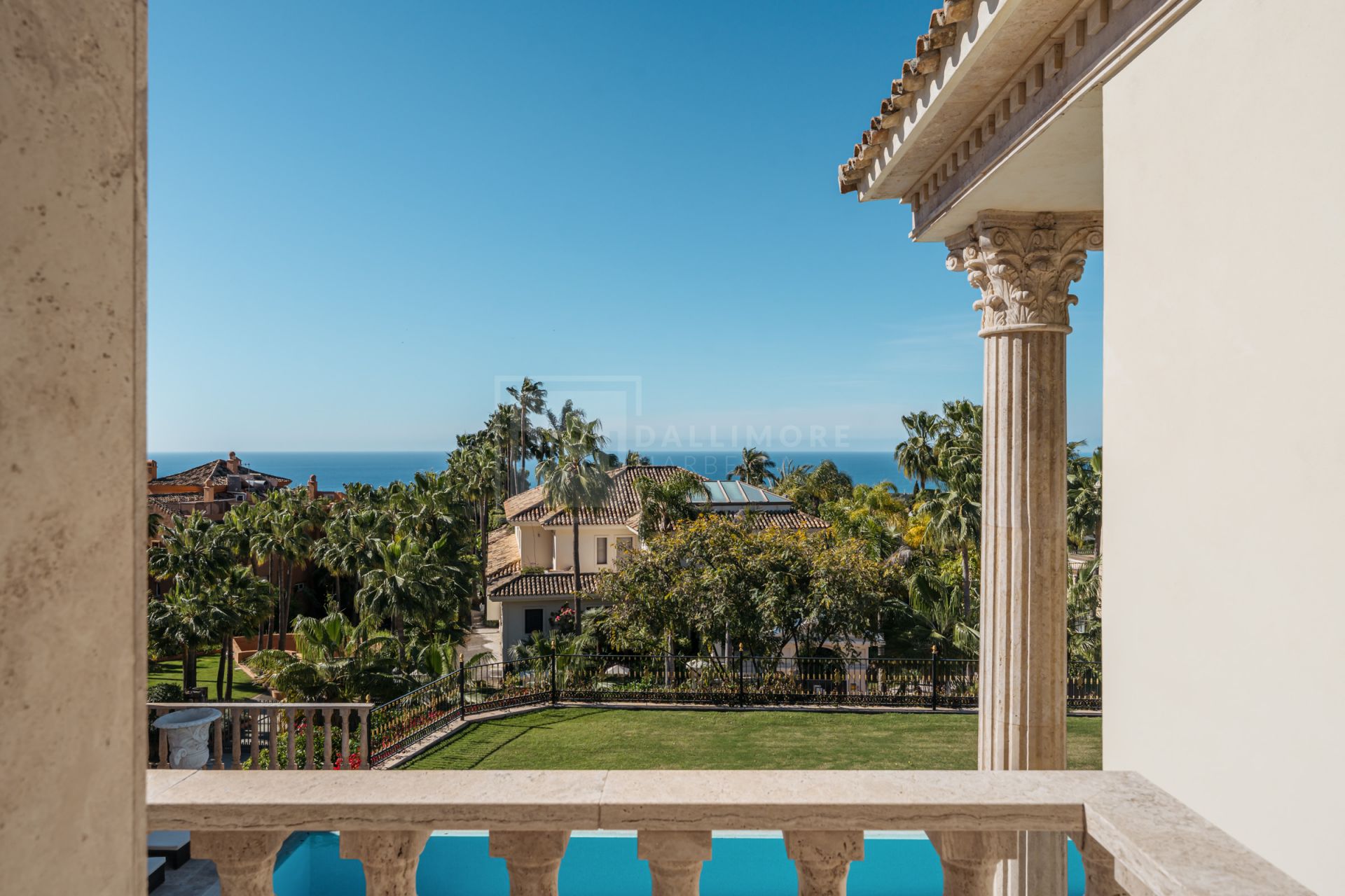VILLA SINFONÍA - LUJOSA FINCA NEOCLÁSICA EN SIERRA BLANCA