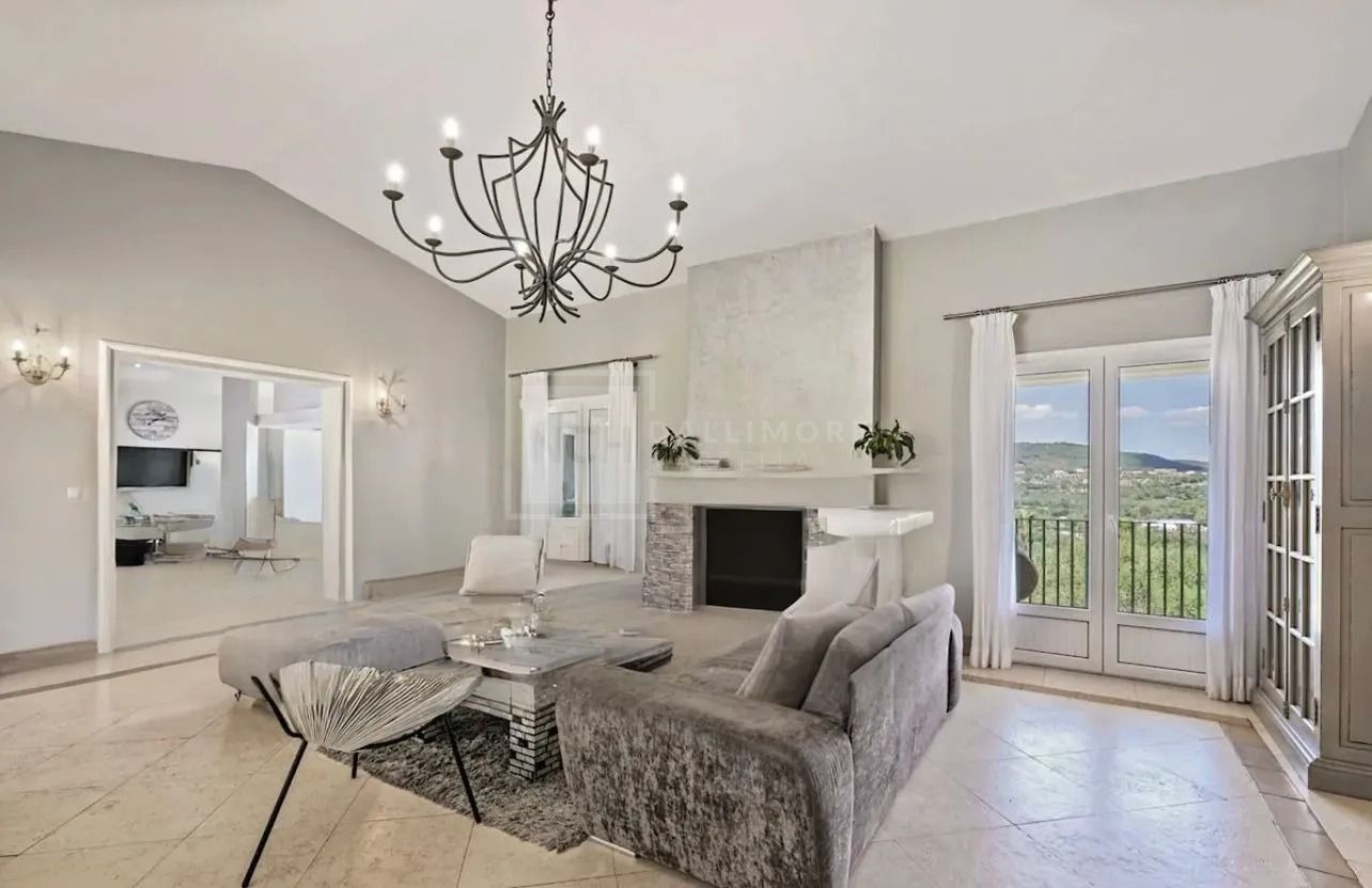 Exquisita villa familiar de 4 dormitorios en Sotogrande Alto