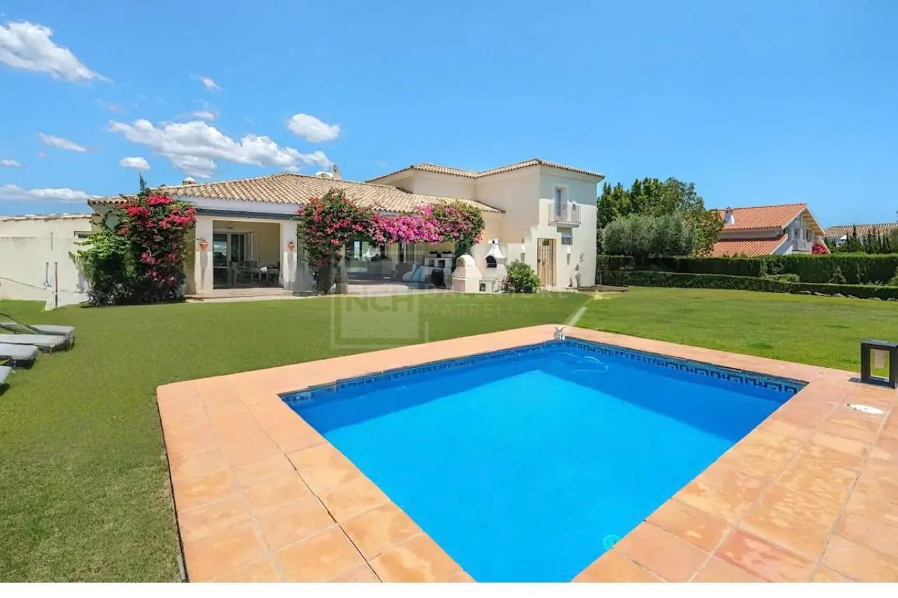 Exquisita villa familiar de 4 dormitorios en Sotogrande Alto