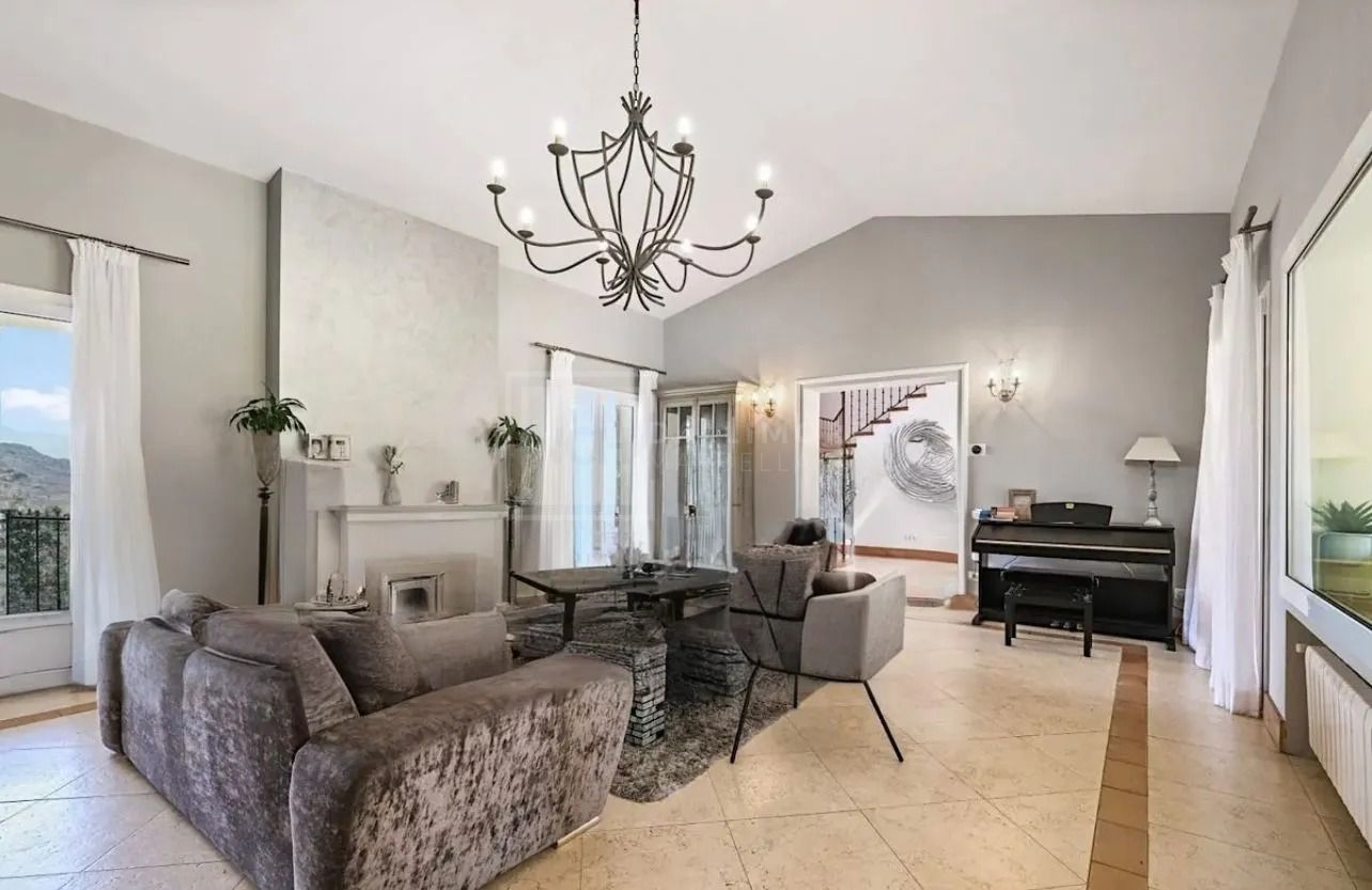 Exquisita villa familiar de 4 dormitorios en Sotogrande Alto