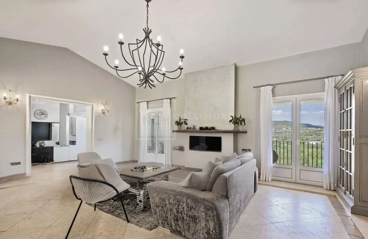 Exquisita villa familiar de 4 dormitorios en Sotogrande Alto