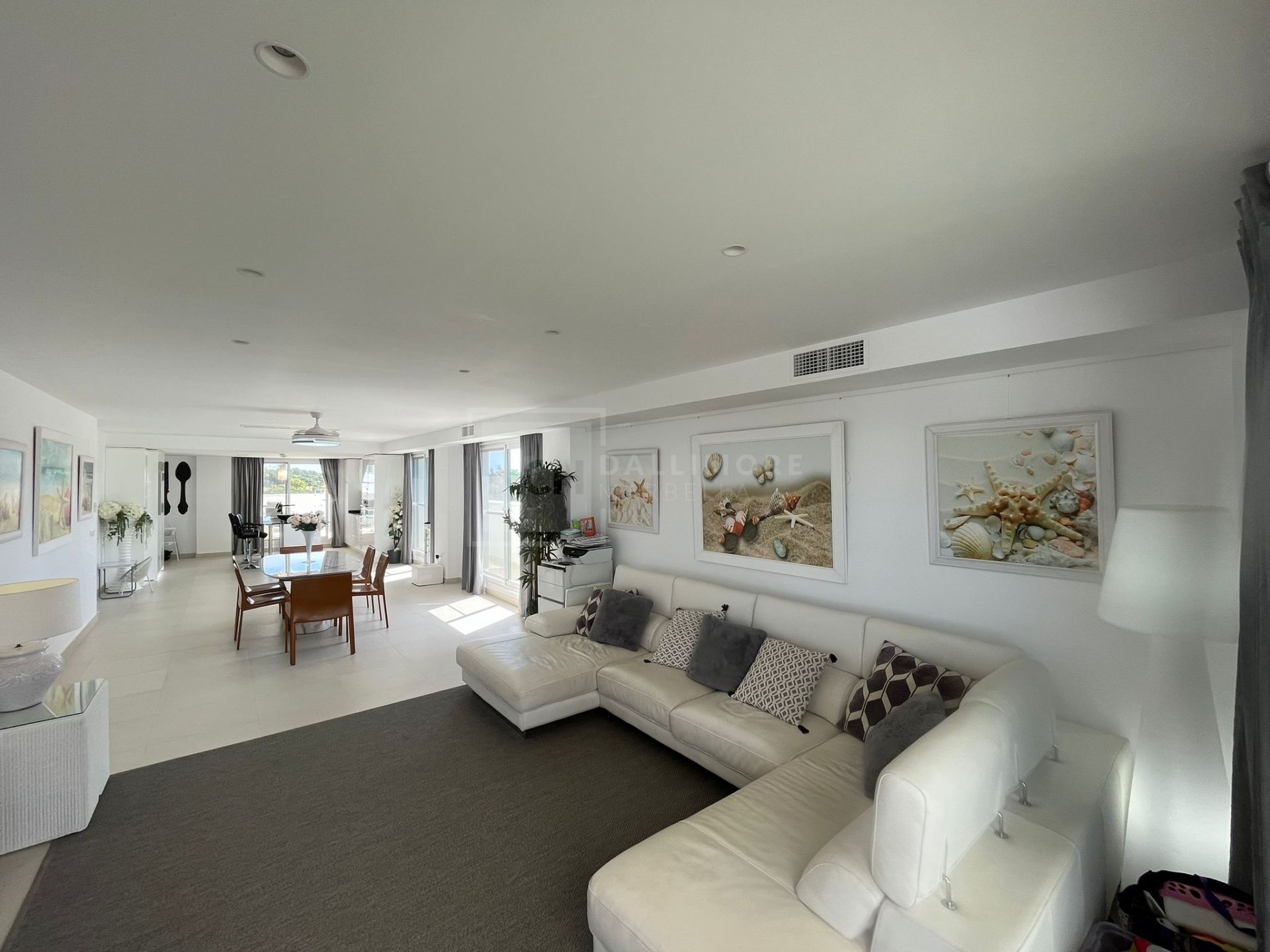 MODERN PENTHOUSE IN LA RESERVA DE SOTOGRANDE