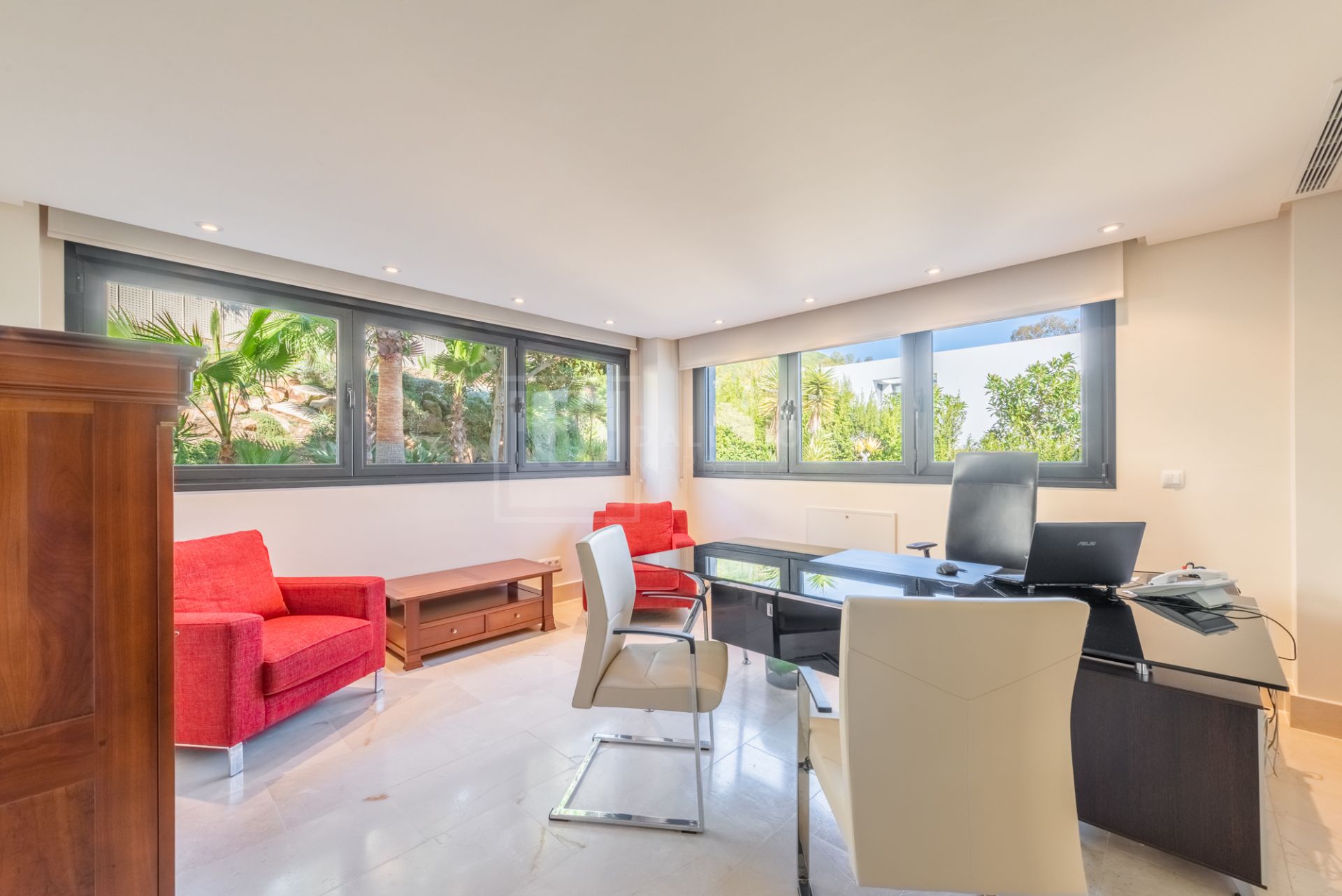 Villa en venta en La Reserva, Sotogrande