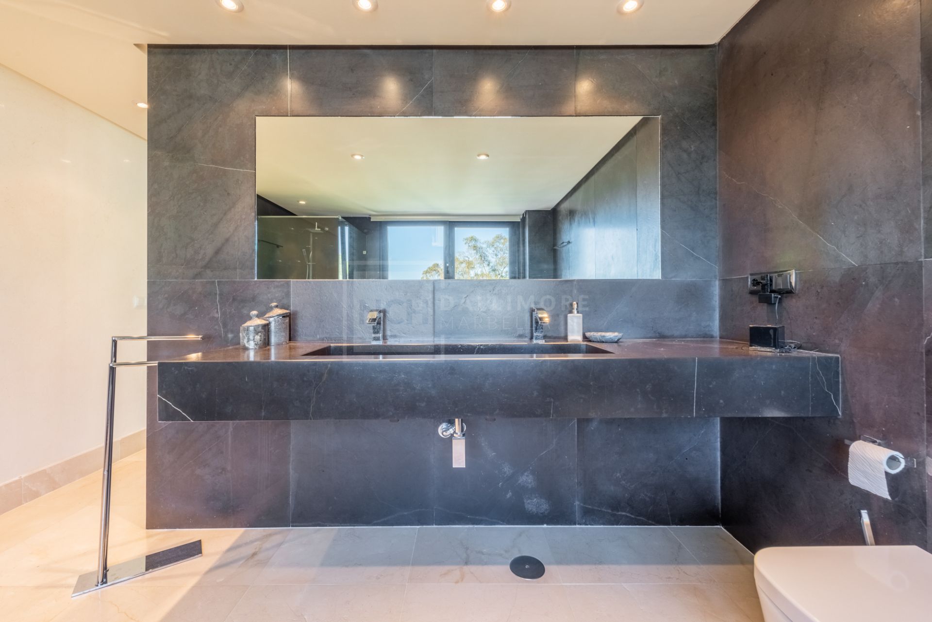 Villa en venta en La Reserva, Sotogrande