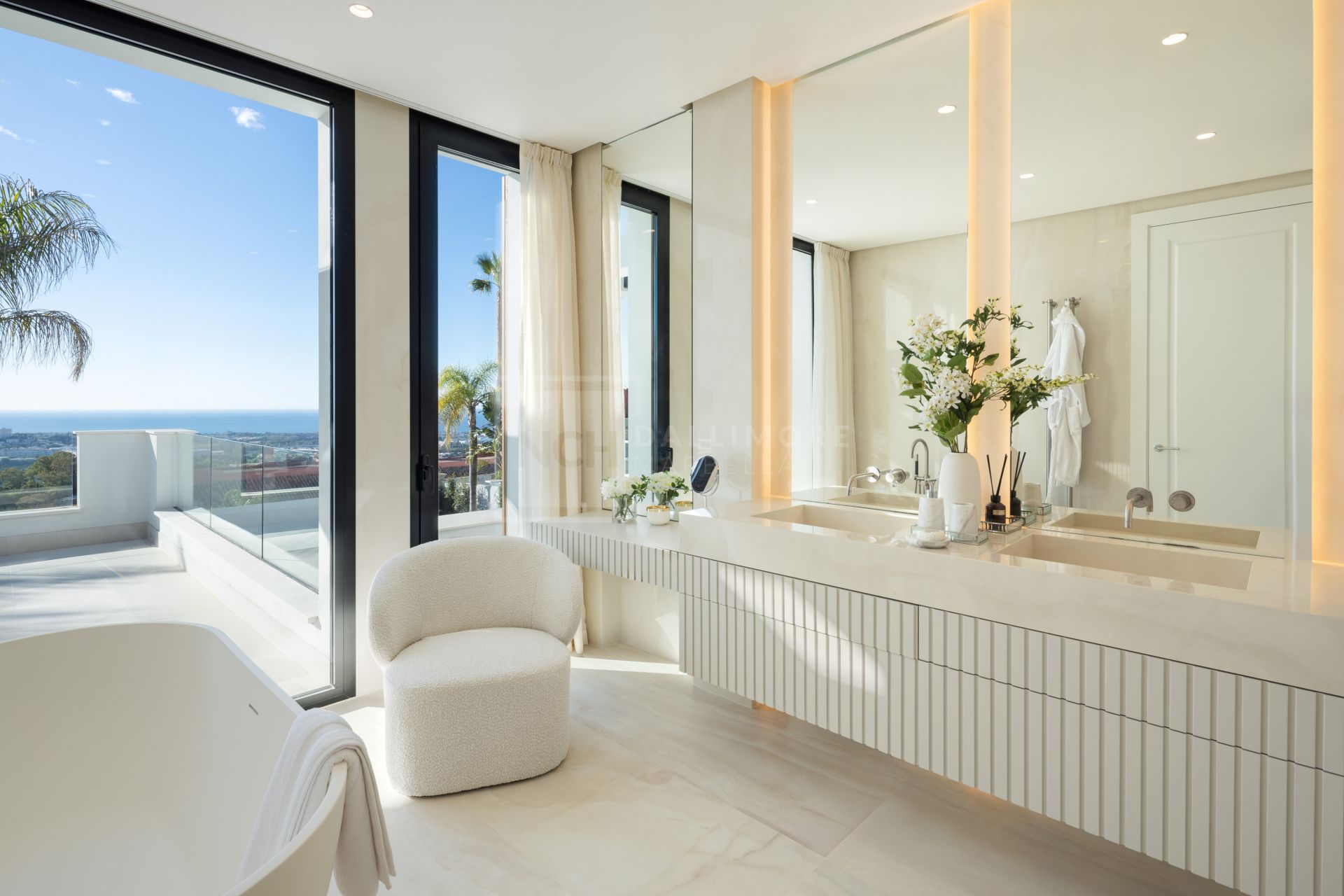 BRAND-NEW VILLA WITH THE BEST VIEWS OVER THE MEDITERRANEAN & MARBELLA