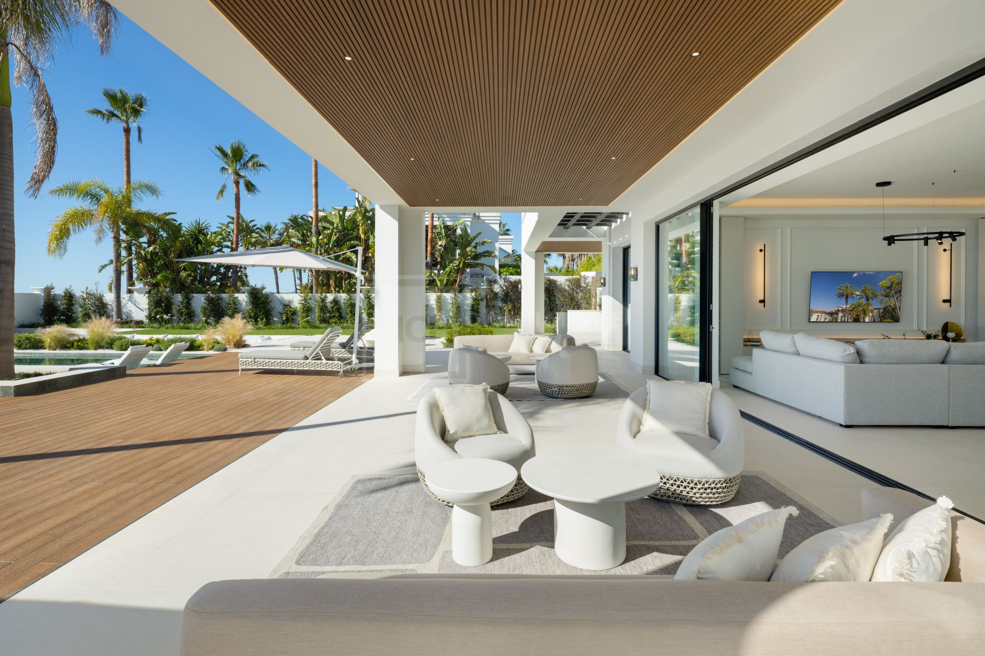 BRAND-NEW VILLA WITH THE BEST VIEWS OVER THE MEDITERRANEAN & MARBELLA
