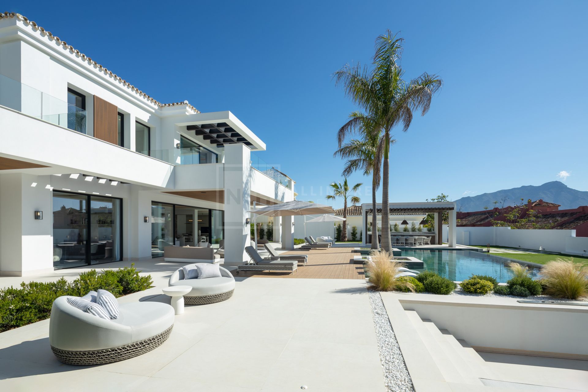 BRAND-NEW VILLA WITH THE BEST VIEWS OVER THE MEDITERRANEAN & MARBELLA