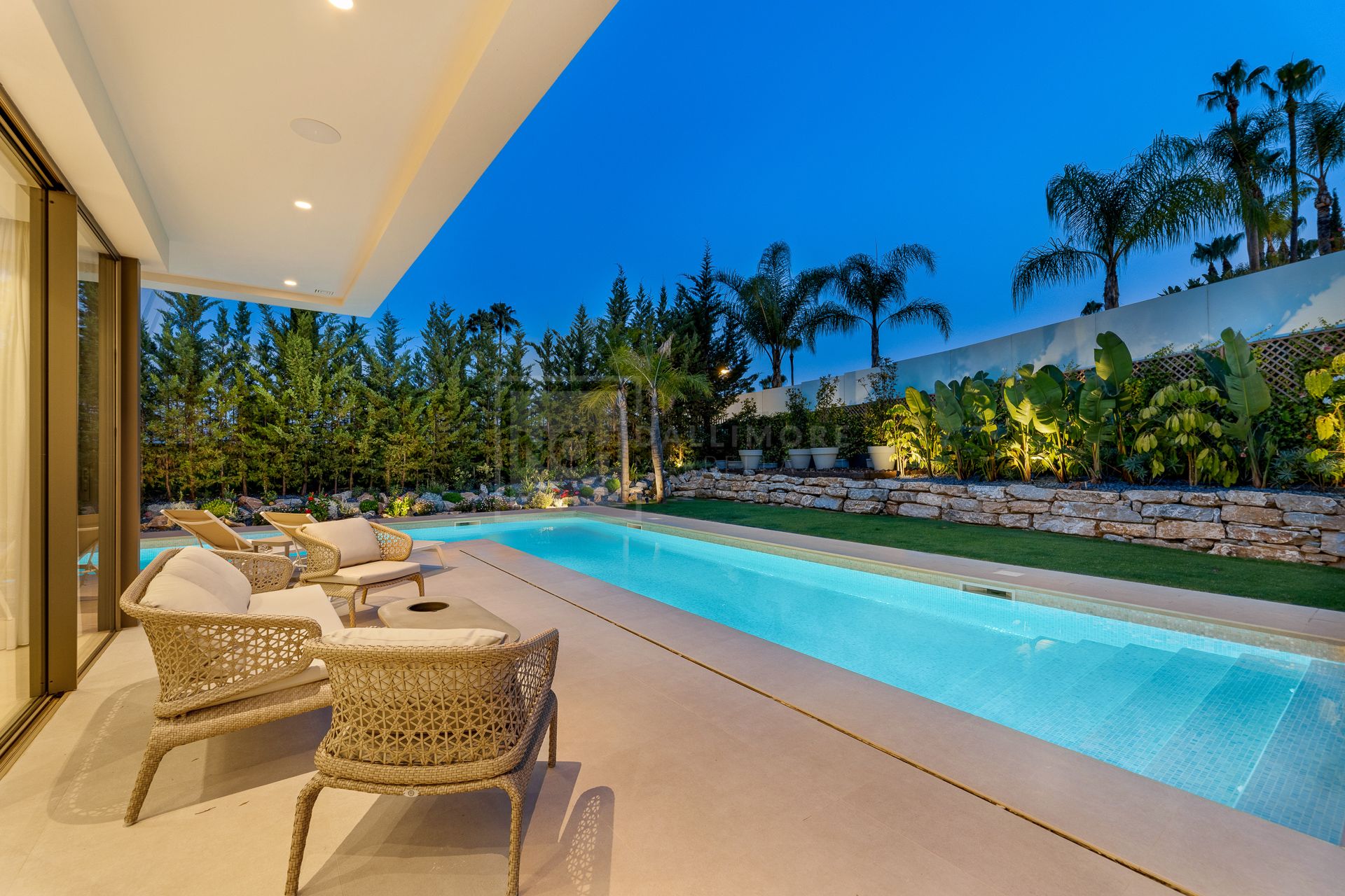 MODERN VILLA LOCATED IN MARBELLA'S GOLF VALLEY