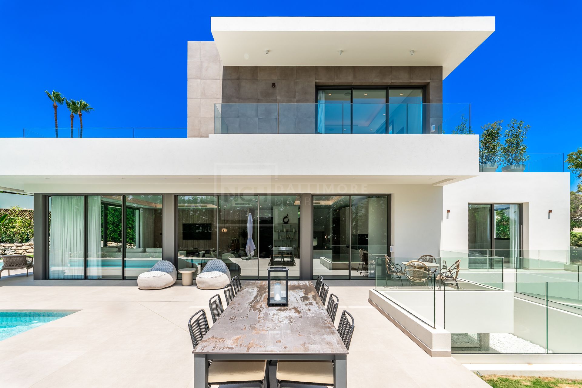 MODERN VILLA LOCATED IN MARBELLA'S GOLF VALLEY