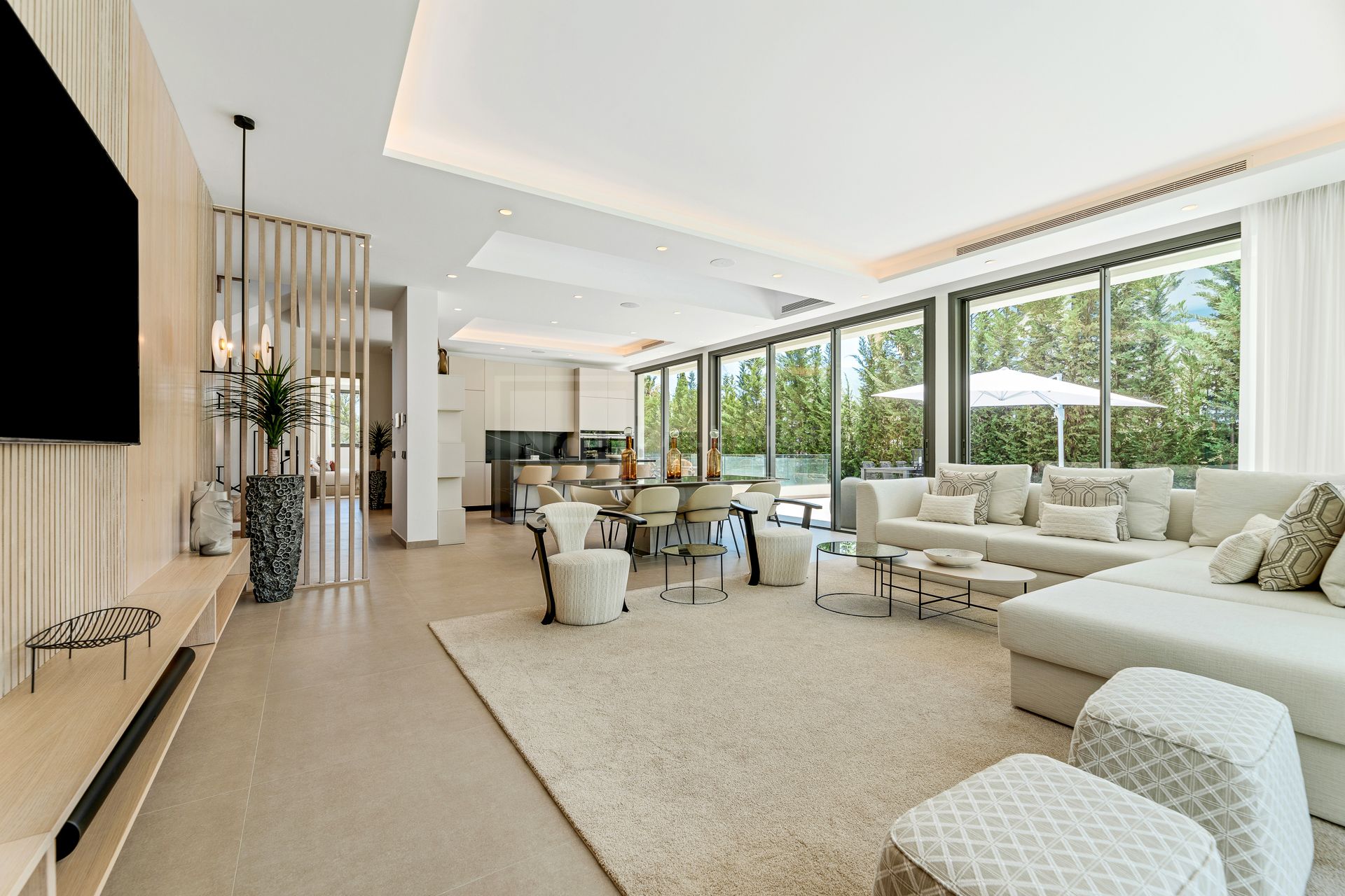 MODERN VILLA LOCATED IN MARBELLA'S GOLF VALLEY