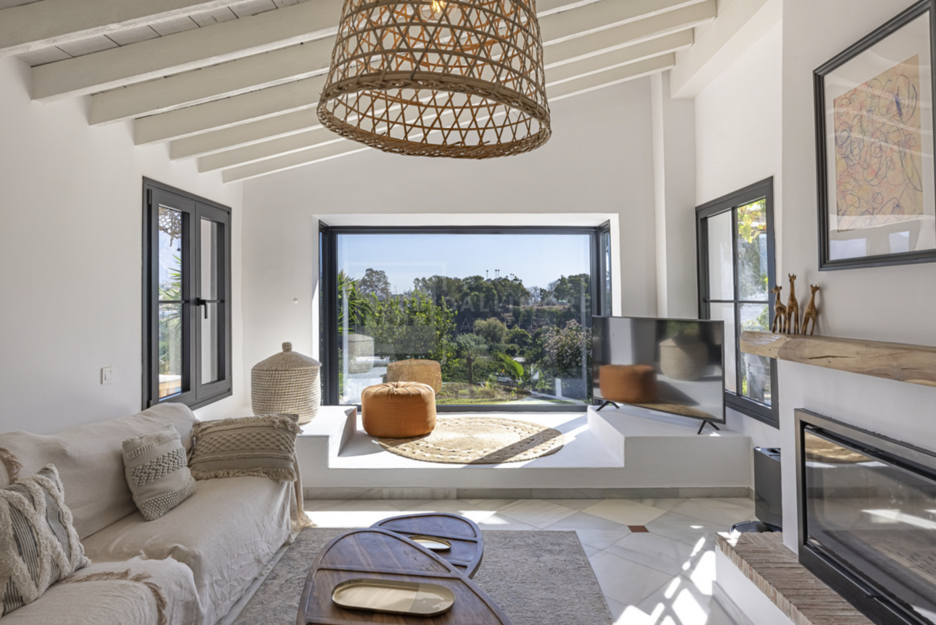 VILLA RÚSTICA EN GUADALMINA ALTA