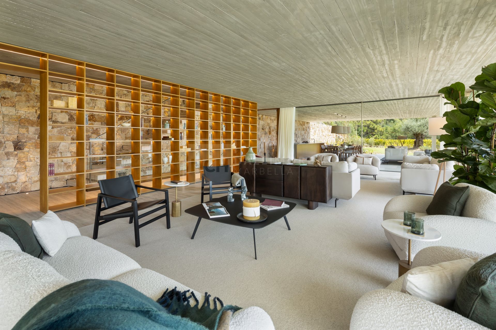 STUNNING CONTEMPORARY VILLA LOCATED IN THE GATED COMMUNITY OF EL MADROÑAL