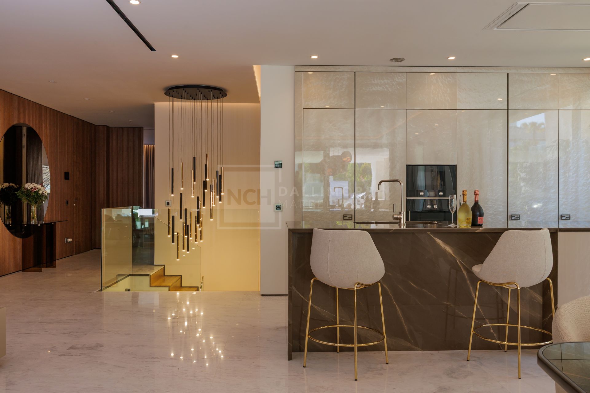 STUNNING 6-BEDROOM DUPLEX APARTMENT ON MARBELLA'S GOLDEN MILE