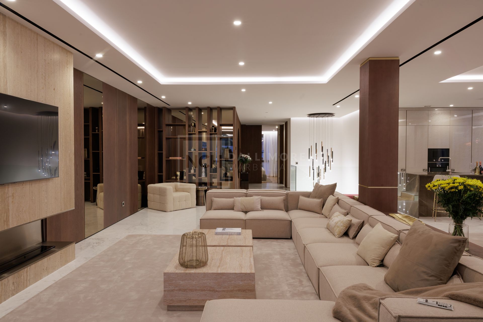 STUNNING 6-BEDROOM DUPLEX APARTMENT ON MARBELLA'S GOLDEN MILE