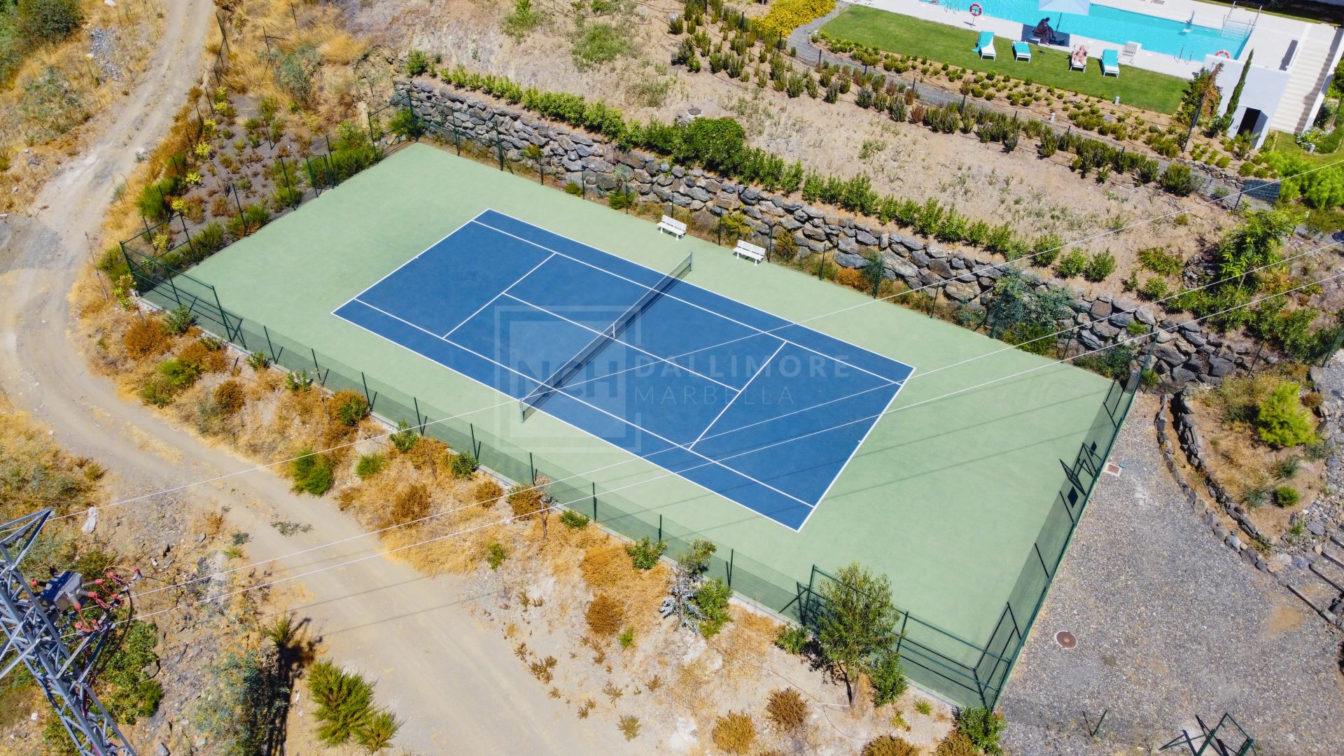 MODERN 2-BEDROOM APARTMENT IN PALO ALTO