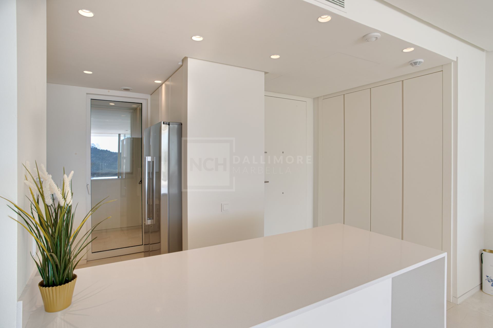 MODERN 2-BEDROOM APARTMENT IN PALO ALTO