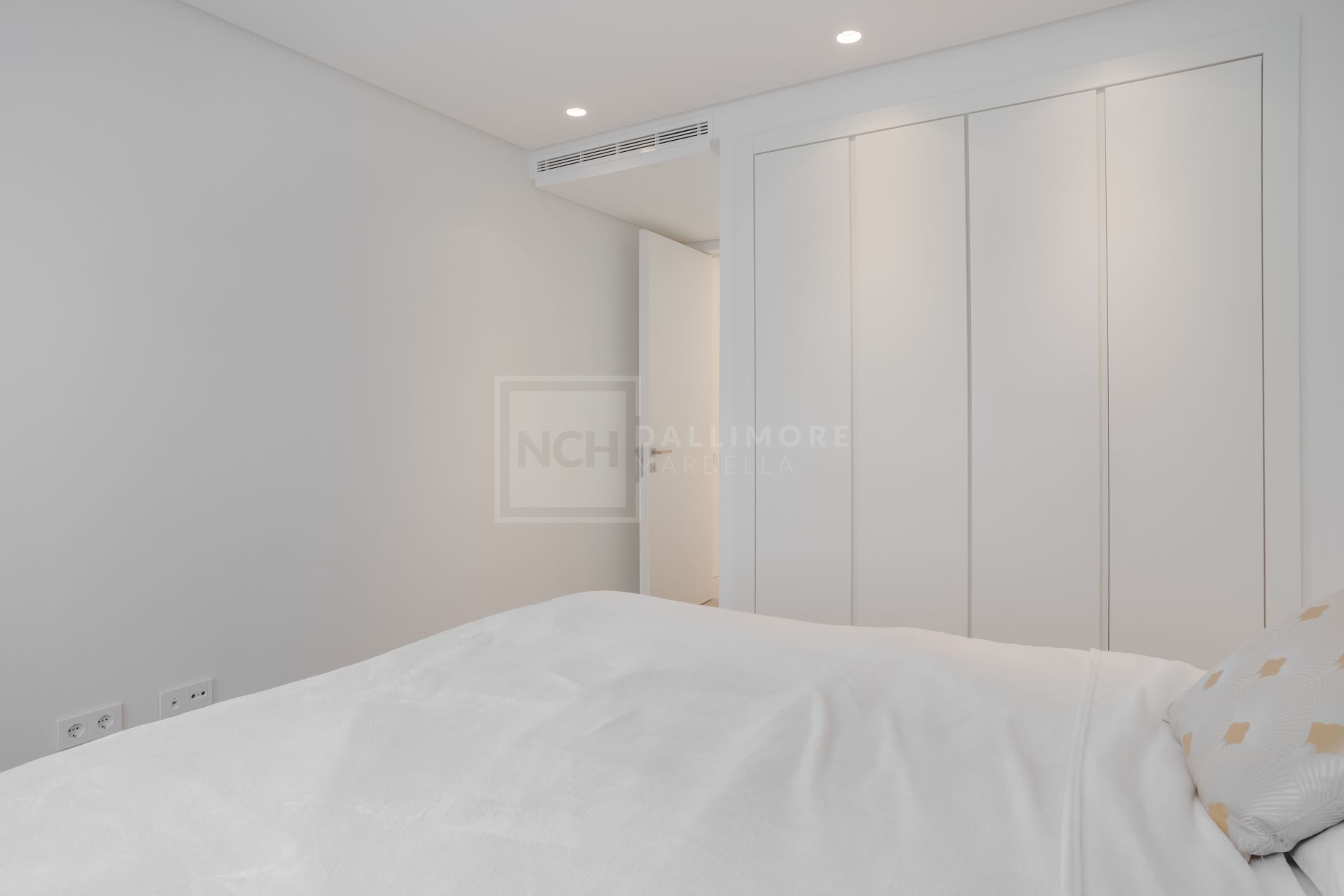 MODERN 2-BEDROOM APARTMENT IN PALO ALTO