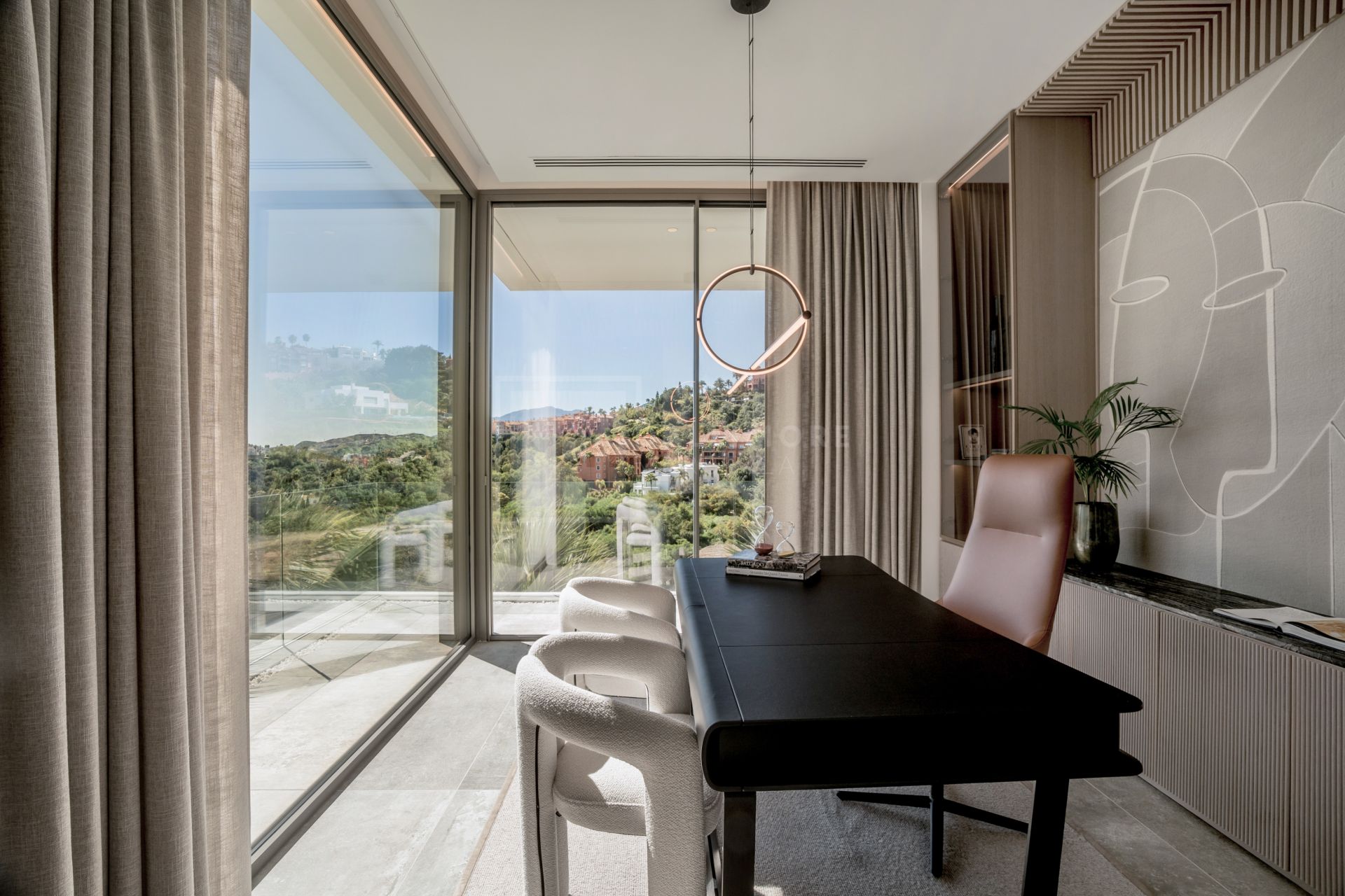 ULTRA-MODERN MANSION LOCATED IN THE HILLS ABOVE MARBELLA
