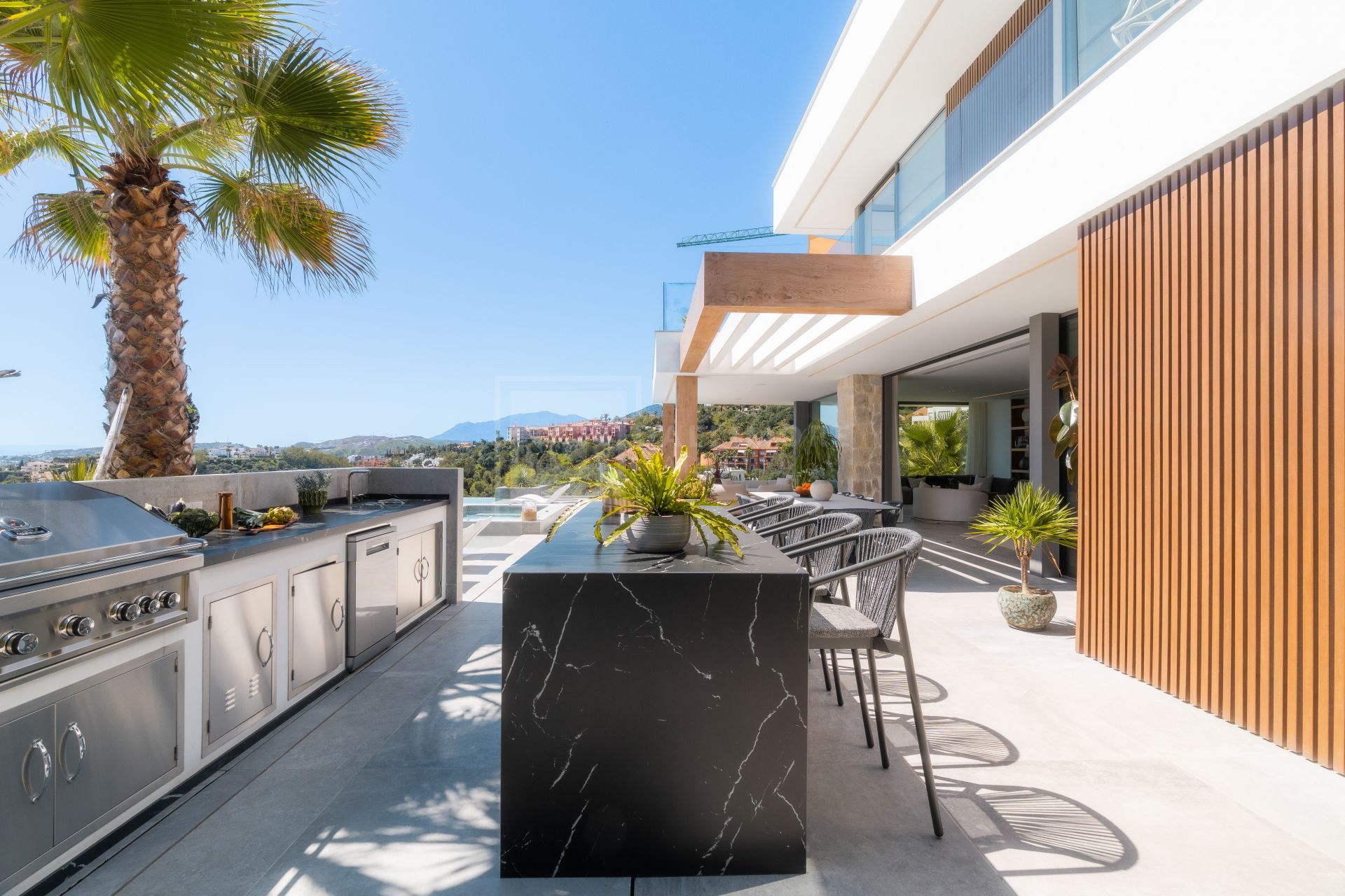 ULTRA-MODERN MANSION LOCATED IN THE HILLS ABOVE MARBELLA