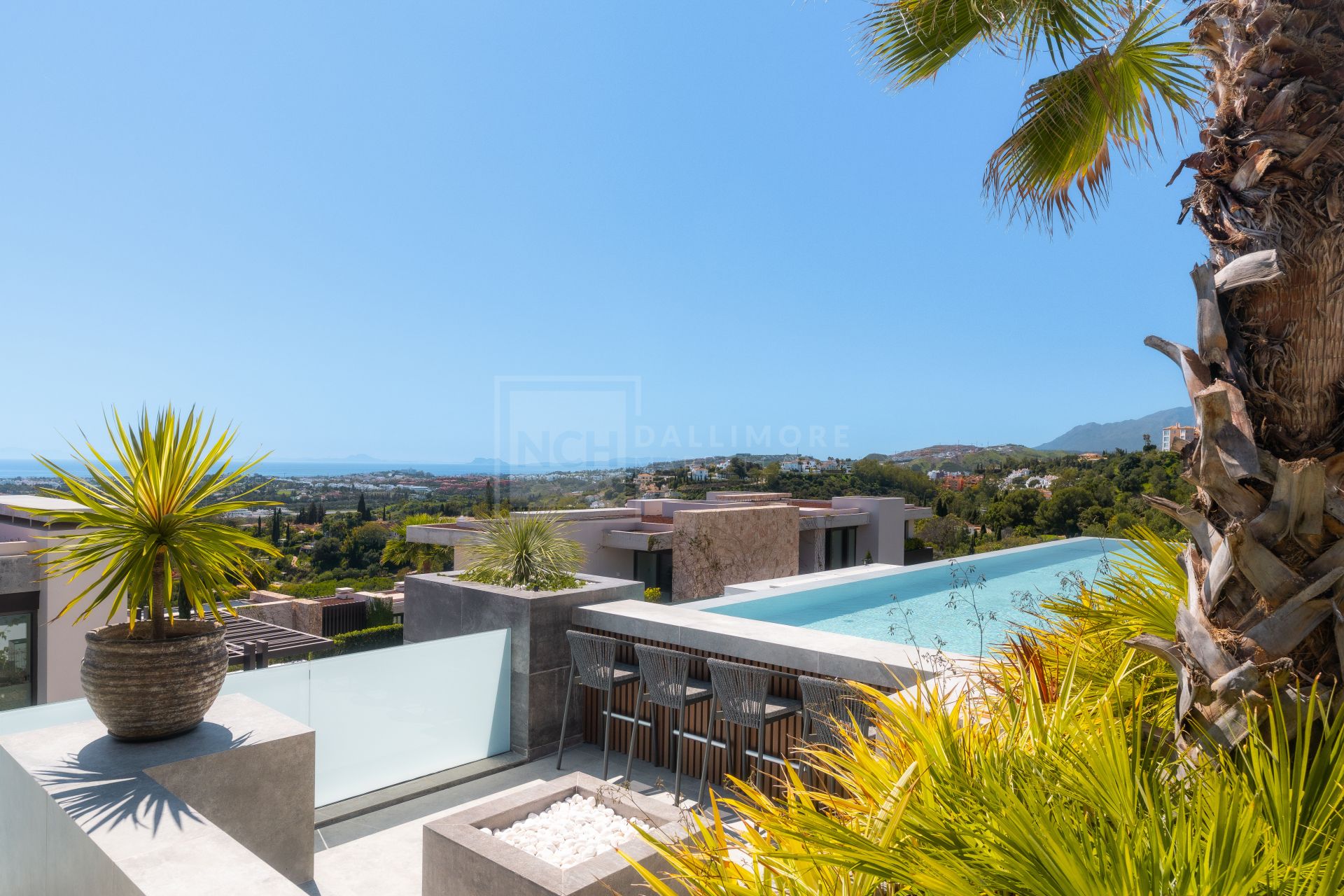 ULTRA-MODERN MANSION LOCATED IN THE HILLS ABOVE MARBELLA