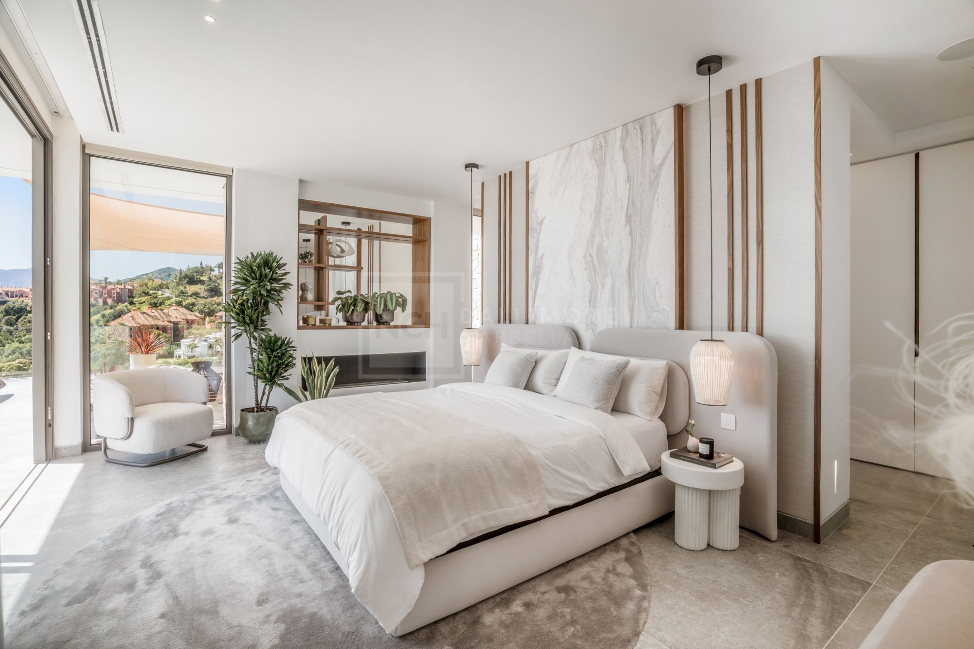ULTRA-MODERN MANSION LOCATED IN THE HILLS ABOVE MARBELLA