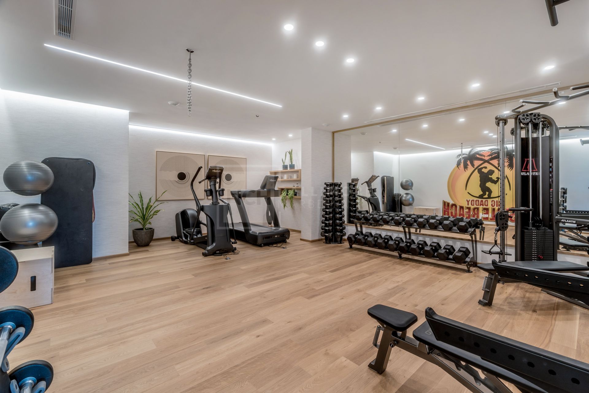 ULTRA-MODERN MANSION LOCATED IN THE HILLS ABOVE MARBELLA