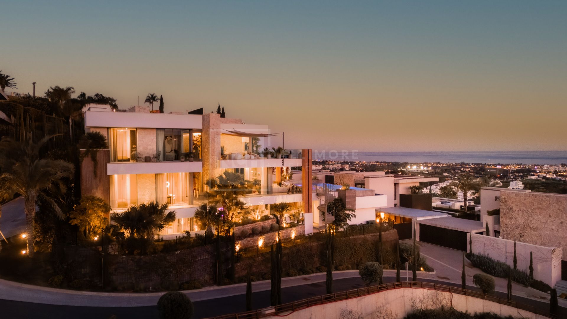 ULTRA-MODERN MANSION LOCATED IN THE HILLS ABOVE MARBELLA