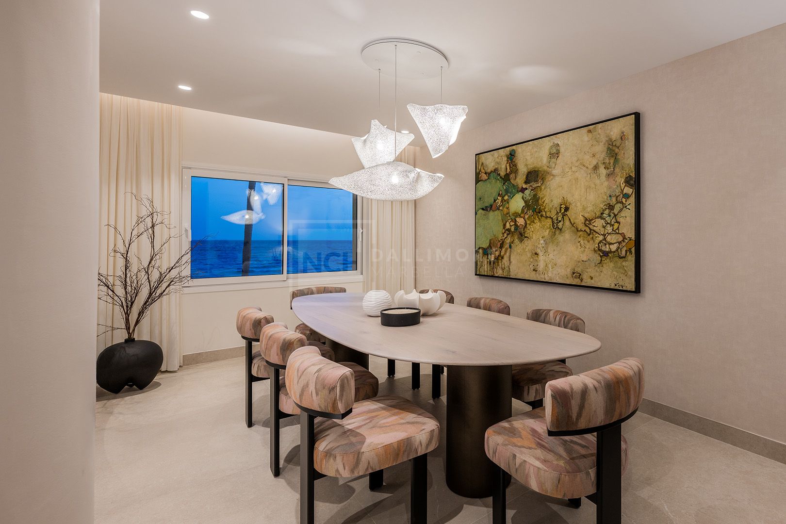 FRONT LINE BEACH LUXURY APARTMENT IN RIO REAL, MARBELLA EAST