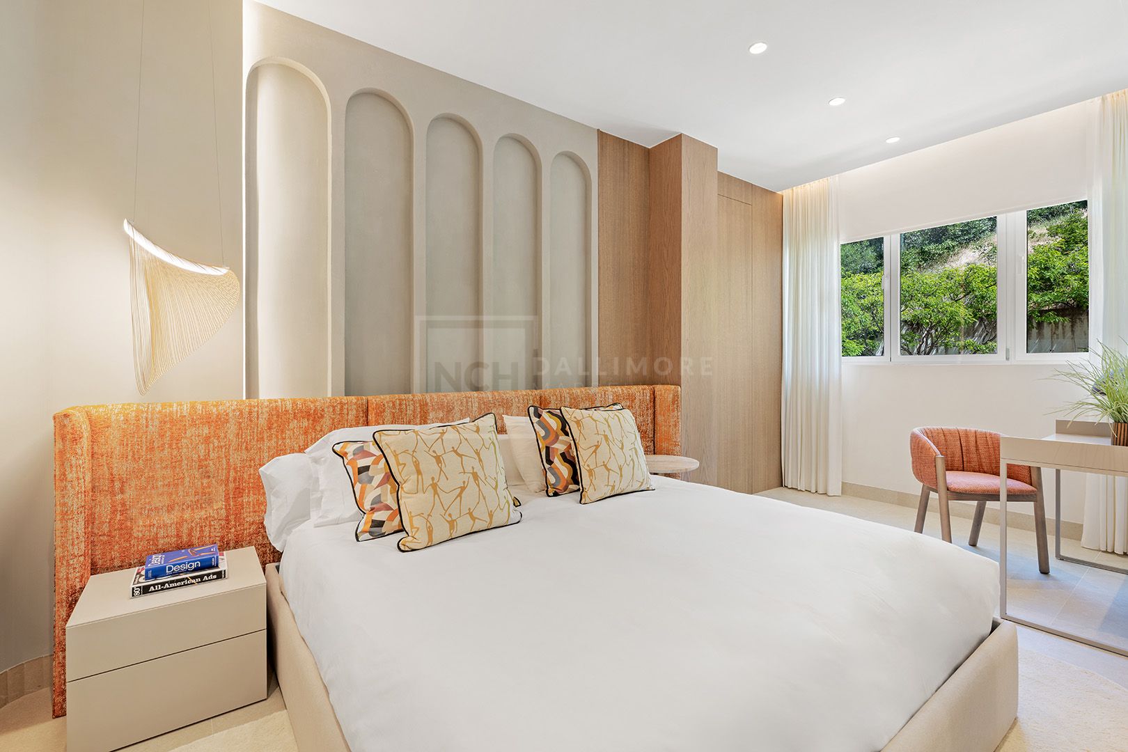 FRONT LINE BEACH LUXURY APARTMENT IN RIO REAL, MARBELLA EAST