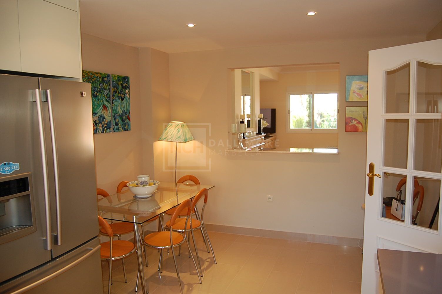CHARMING SUMMER TOWNHOUSE WITH GARDEN AND POOL VIEWS IN LA ALZAMBRA