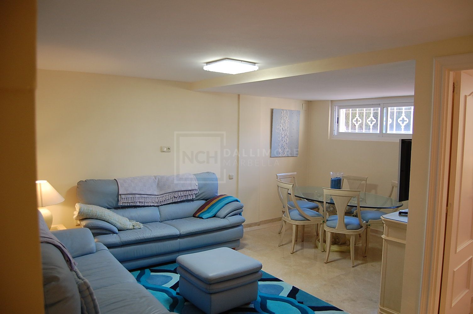 CHARMING SUMMER TOWNHOUSE WITH GARDEN AND POOL VIEWS IN LA ALZAMBRA