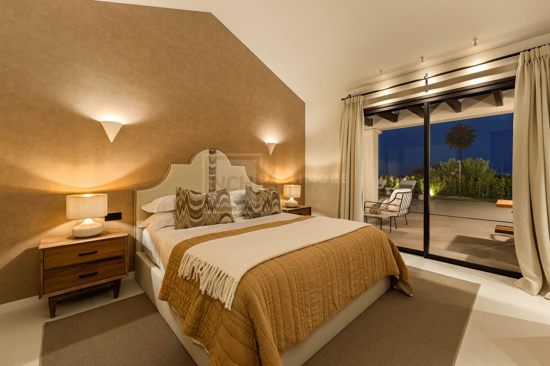 EXCLUSIVE SINGLE-LEVEL 4-BEDROOM VILLA WITH STYLISH DESIGN AND PANORAMIC VIEWS