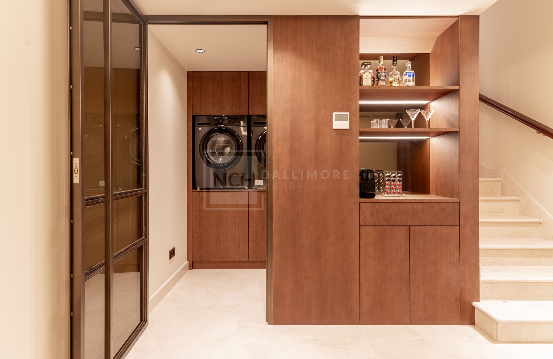 ELEGANT TOWNHOUSE ON MARBELLA'S GOLDEN MILE
