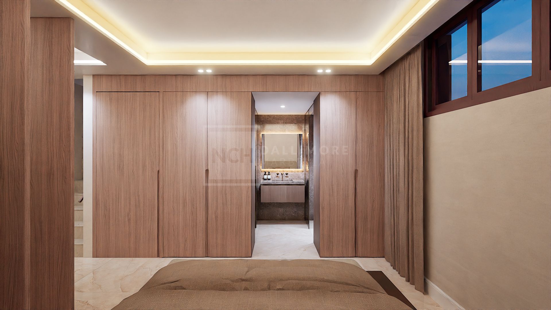 ELEGANT TOWNHOUSE ON MARBELLA'S GOLDEN MILE