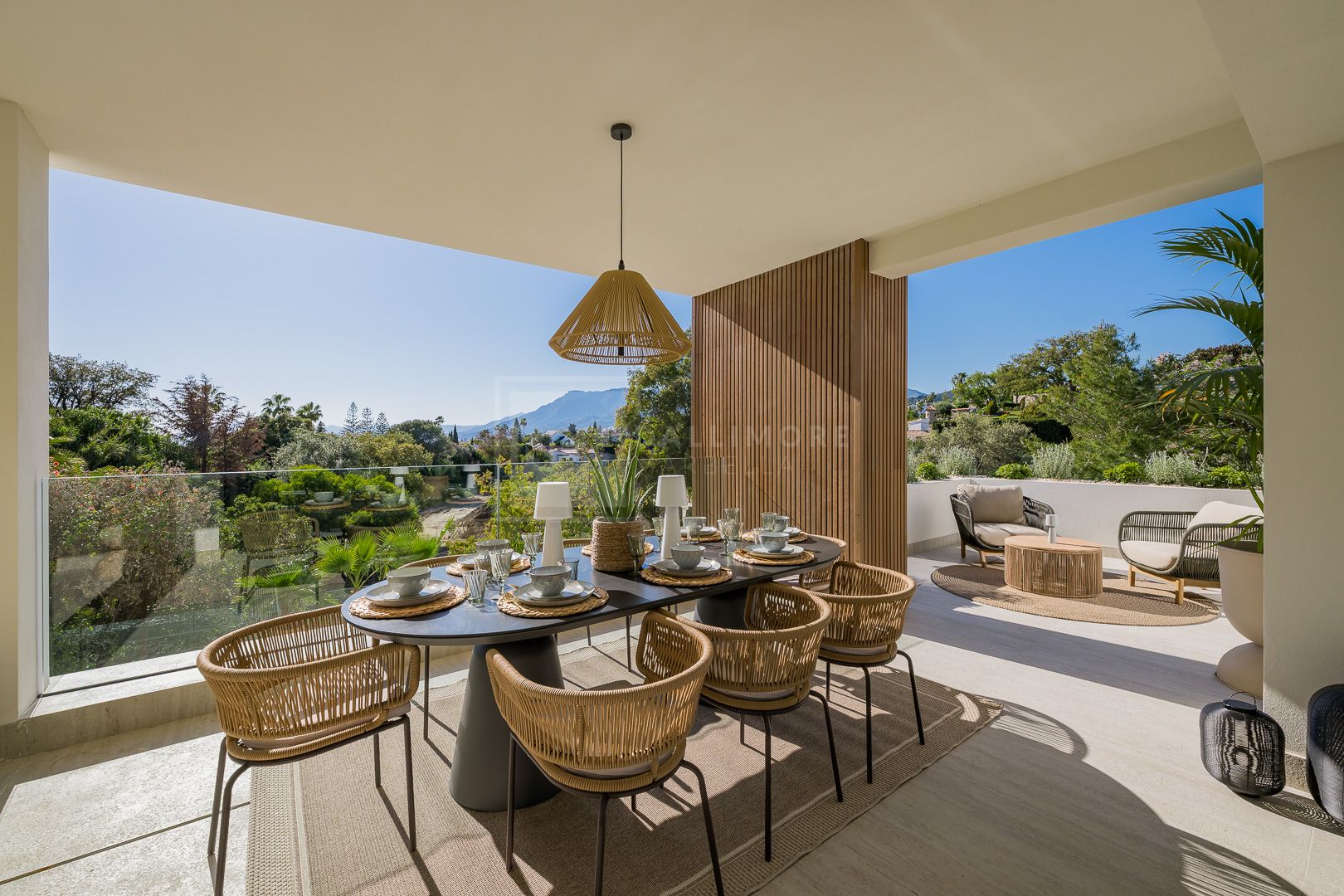BRAND NEW LUXURY VILLA IN MARBELLA EAST