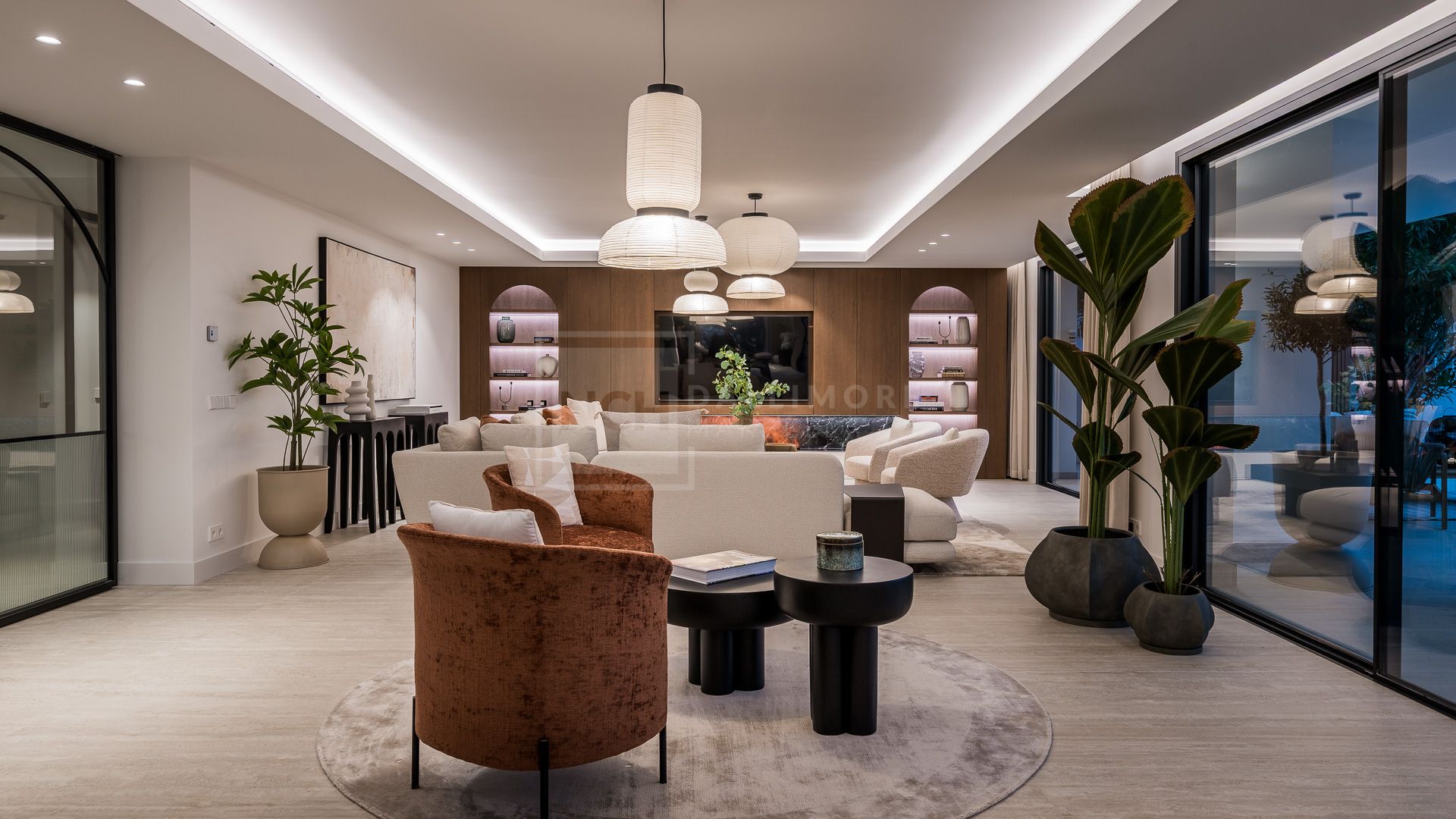 BRAND NEW LUXURY VILLA IN MARBELLA EAST
