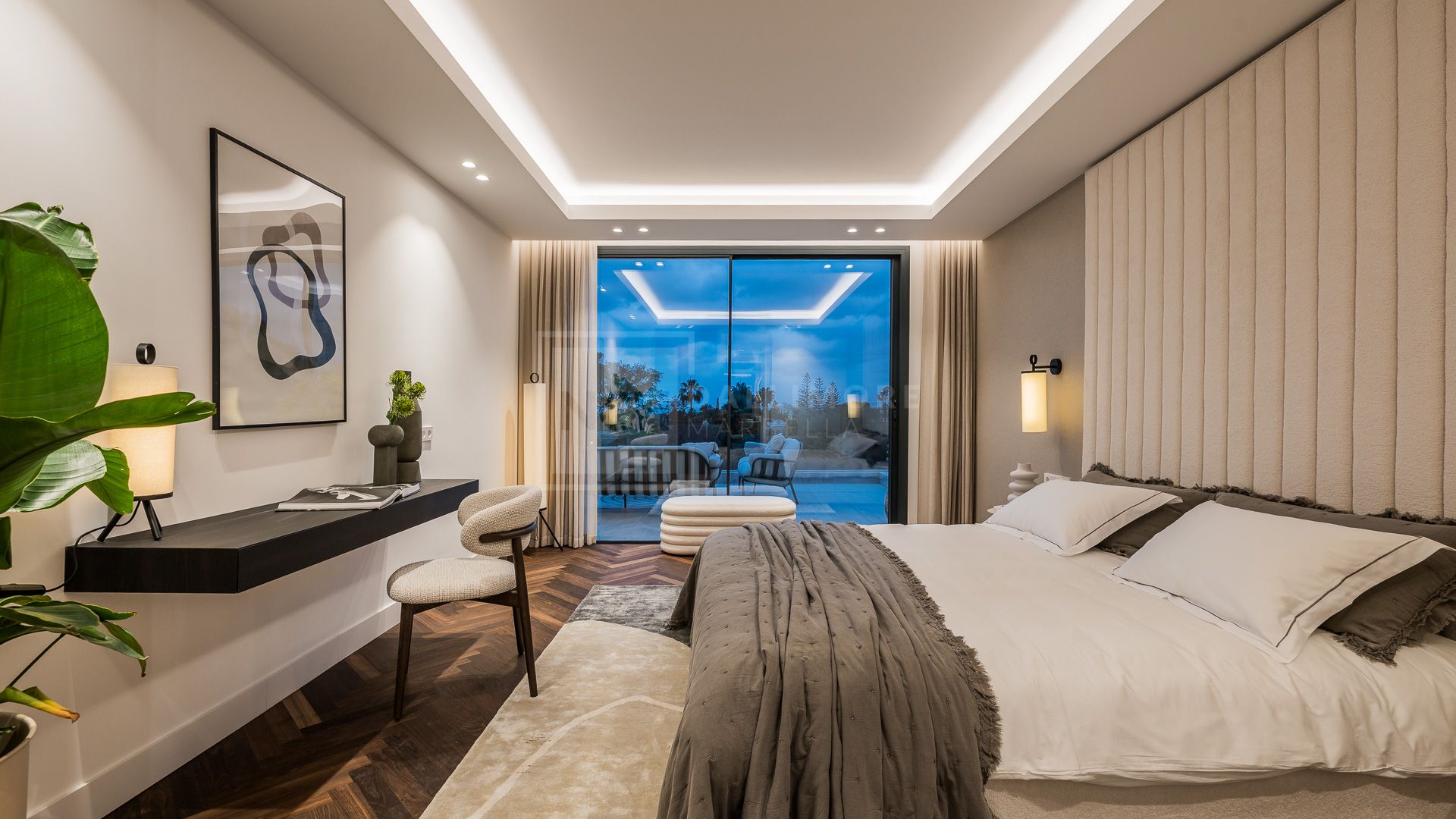 BRAND NEW LUXURY VILLA IN MARBELLA EAST