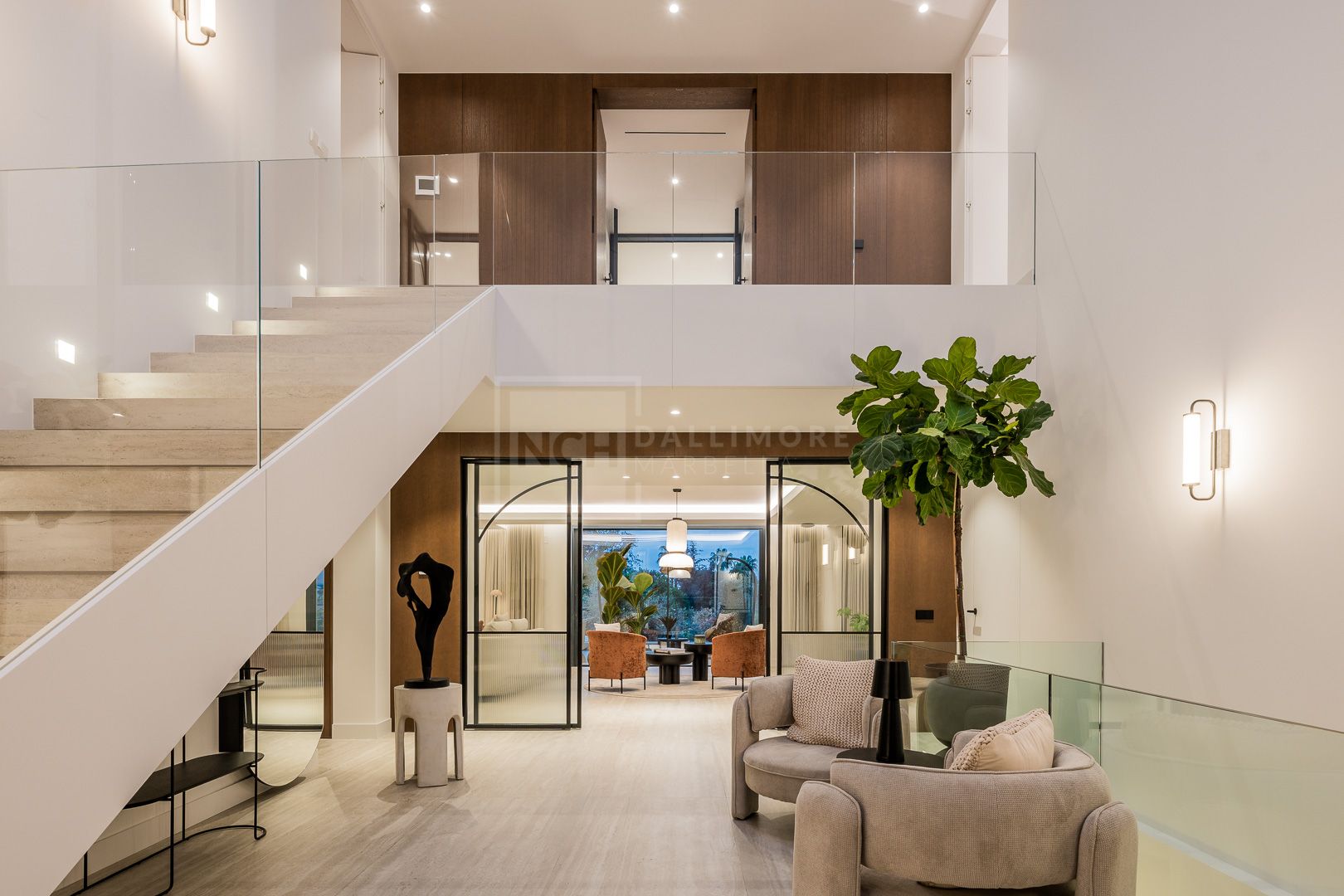 BRAND NEW LUXURY VILLA IN MARBELLA EAST