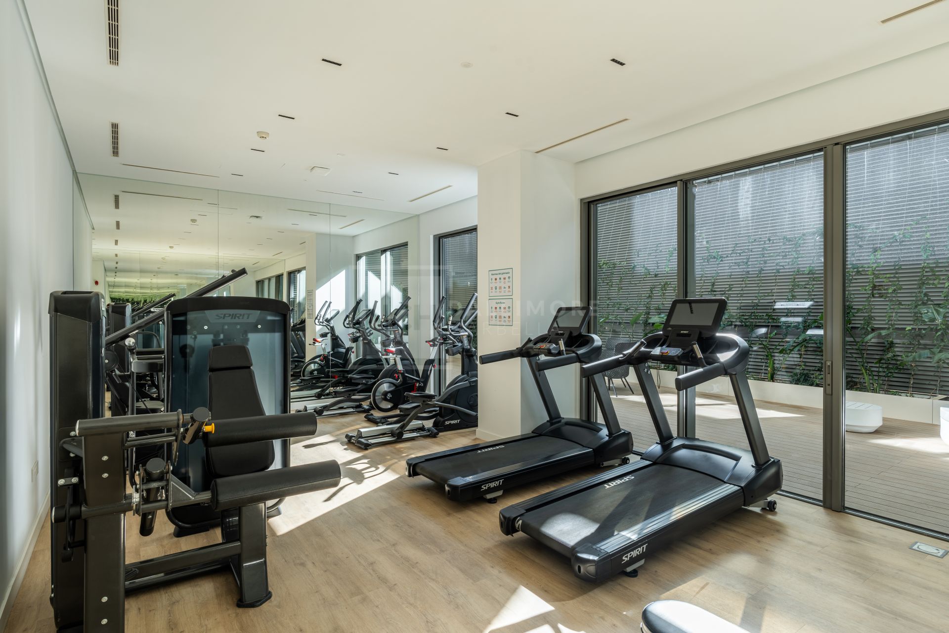 BEACHFRONT 4-BEDROOM APARTMENT WITH TERRACE, SPA, POOLS, AND CO-WORKING AREA